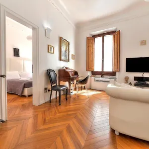 suite-deluxe-florence.it-tuscanyhotel.com/
